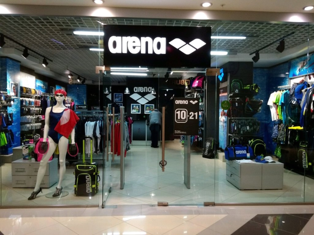 Arenarussia ru. Арена магазин. Спорт магазин Arena. Арена магазин спортивной одежды. Магазин Арена в Москве.